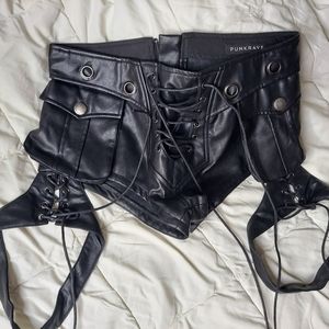 Dollskill garter vegan leather shorts